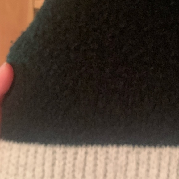 Block colored sweater - Picture 3 of 4